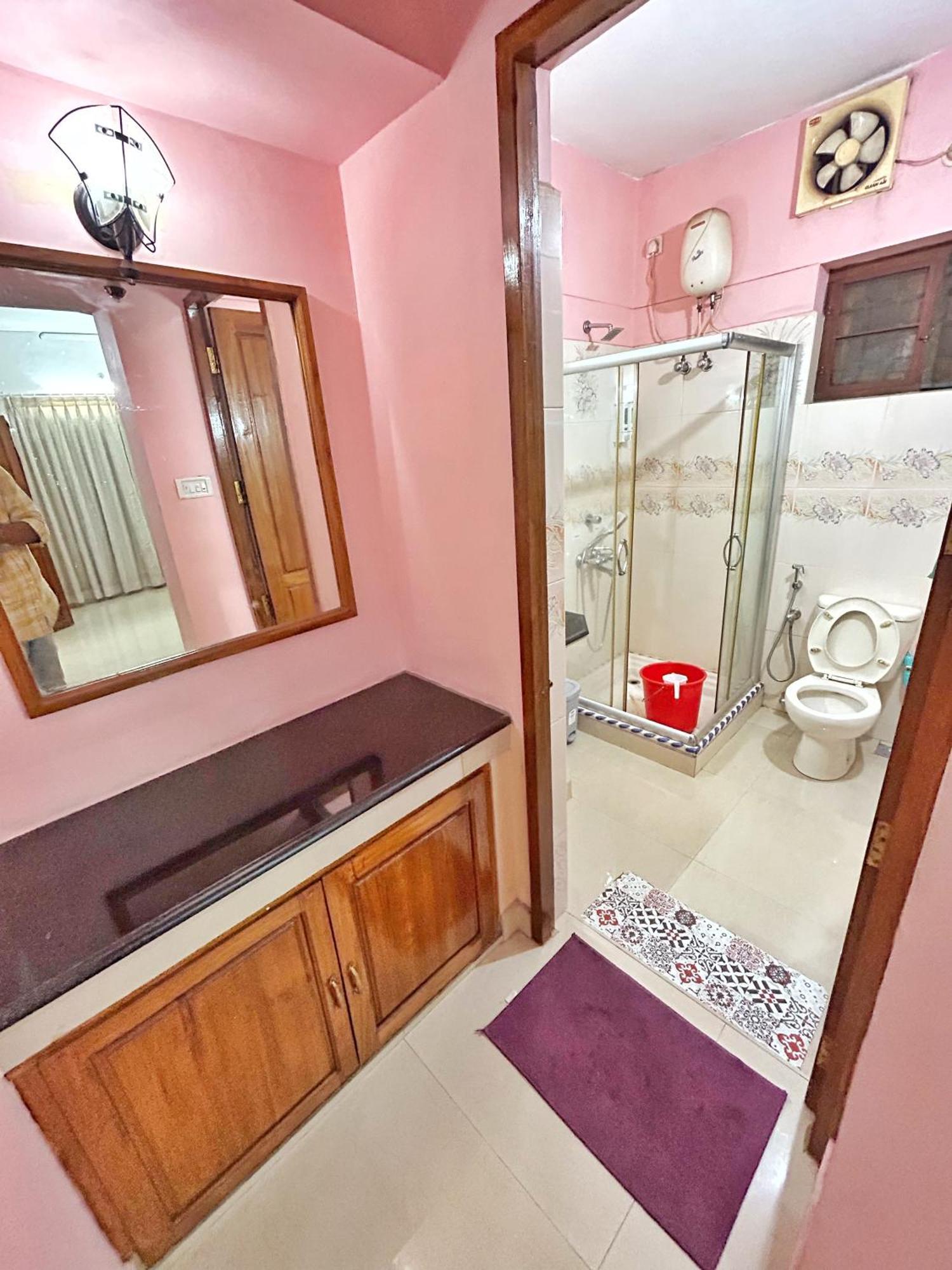 La Casa Trivandrum 4 Bhk Ac Luxury Villa At City Centre, Just 6 Kms To Airport & 5 Min Drive To Padmanabha Swamy Temple Thiruvananthapuram Exterior foto